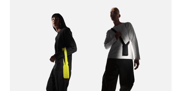 Apple ve ISSEY MIYAKE'den Lüks iPhone Kılıfı: Fiyatı Şaşırtıyor!